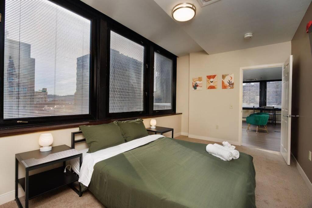 Luxe City Views Prime Location 24-7 Parking Gym Lounge Pittsburgh Extérieur photo
